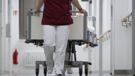 Runder Tisch zu direkter Demokratie: Bürgerentscheide über Krankenhäuser sollen ausgeschlossen sein