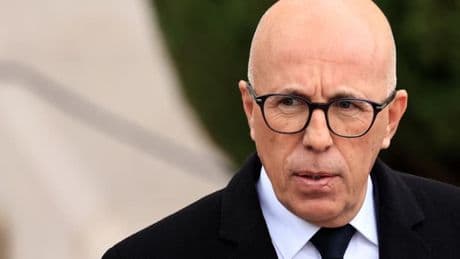 "Non, c'est pas mon idée": Ciotti ne sera pas candidat à la présidentielle de 2027 et appelle Retailleau à "rejoindre" l'union des droites
