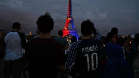 PSG-Inter Milan : « Champion mon frère ! », « fierté », « historique », d’Emmanuel Macron à Anne Hidalgo, les réactions à la victoire parisienne