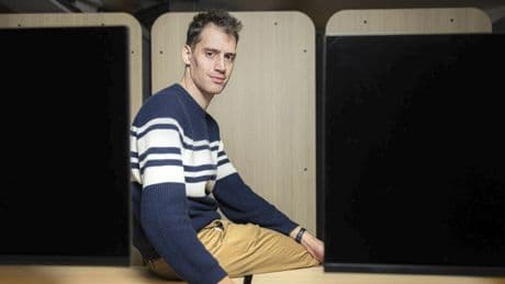 Arthur Mensch, fondateur de Mistral AI : « La formation à l’IA est essentielle pour la performance, l’éthique et la sécurité »