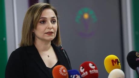 DEM Partili Ayşegül Doğan: 'Barış için herkes sorumluluk almalı'