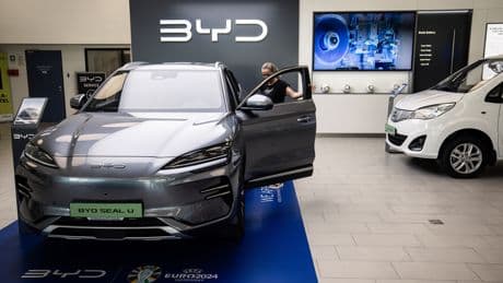 BYD adelanta a Tesla en Europa y ya vende más modelos eléctricos que su rival estadounidense