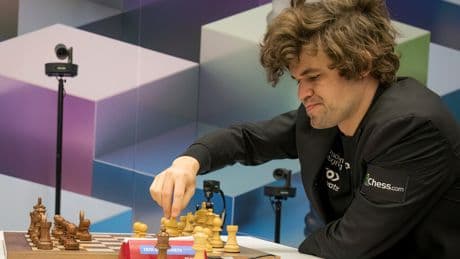 Magnus Carlsen es considerado el mejor jugador de ajedrez de la historia. No ha sido capaz de ganarle al mundo entero