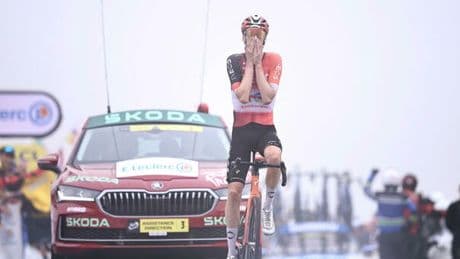 Tour de France 2025, Arensman corona la fuga sui Pirenei. Pogacar secondo davanti a Vingegaard