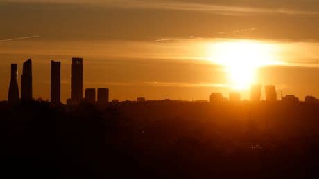 Expertos apuntan a un fallo de gestión de Red Eléctrica en el apagón del siglo en la Península