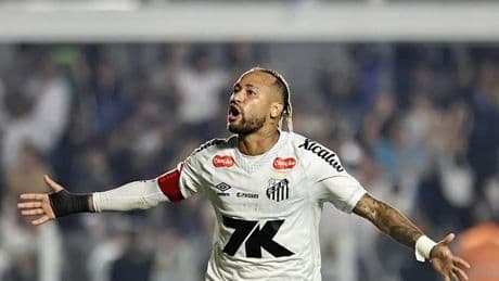 Sakatlıktan dönen Neymar attığı golle Santos'a galibiyeti getirdi!