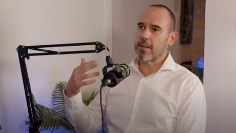 Benito, neurocientífico: "La falta de vitamina B12 daña la memoria en España y favorece la demencia"