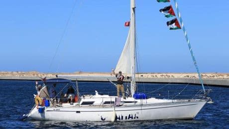 Après avoir subi deux attaques de drones, la flottille pour Gaza part enfin de Tunisie