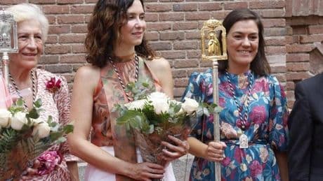 Ayuso defiende «todas» la expresiones religiosas pero alerta de un «choque cultural»