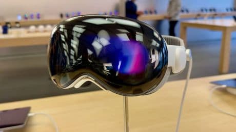 Usar las Apple Vision Pro solo con los ojos: así la nueva función de scroll sin manos