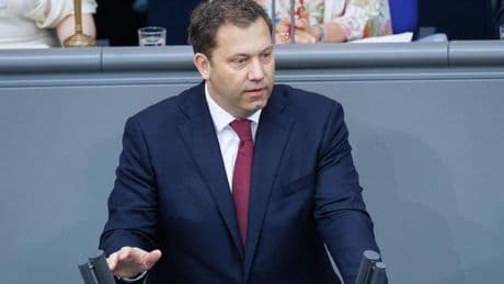 Bundestag: Bundestag beschließt umfassende Steuerentlastungen für Unternehmen
