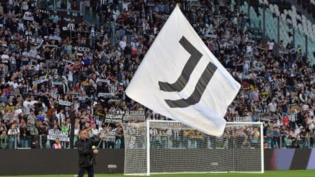 Abbonamenti Juve, boom! Scavalcato subito l'entusiasmo per Motta-Giuntoli