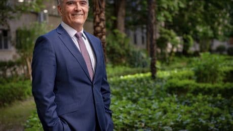 Lorenzo Cotino: "La regulación puede ser distante del ciudadano, pero es más eficaz"