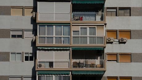La izquierda alternativa carga contra los “regalos fiscales” del PSOE a los “especuladores”