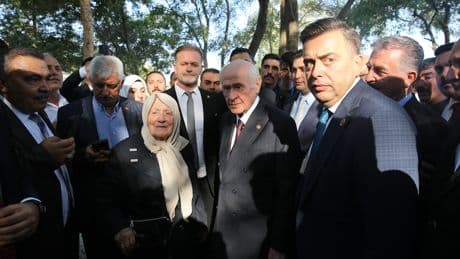MHP Lideri Bahçeli, Ahlat'ta partililer ve vatandaşlarla buluştu
