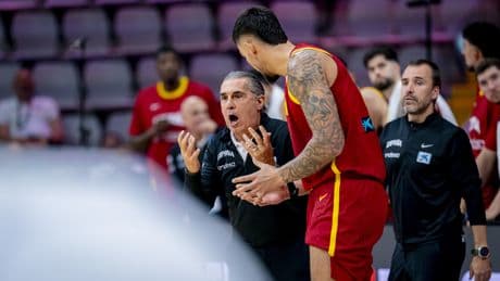 Una España entre la autocrítica, el naufragio de Santi Aldama y el drama que amenaza: "No es aceptable"