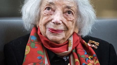 Margot Friedländer, Holocaust Survivor Who Found Her Voice, Dies at 103