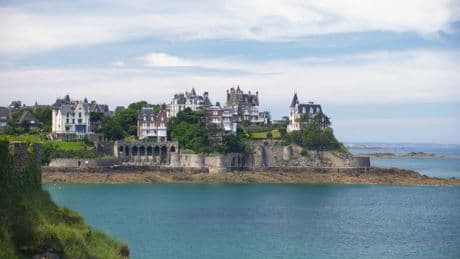 Welcome to Dinard, la plus british des cités bretonnes