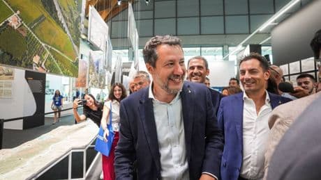 Salvini sfiora Giorgia. Il rilancio su cartelle e Ponte sullo Stretto: "Questa volta si fa"