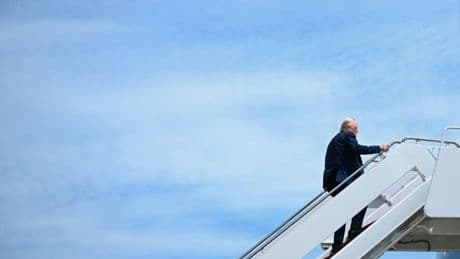 Trump envisage de se rendre en Turquie jeudi pour des discussions entre l'Ukraine et la Russie