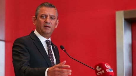 Özgür Özel'e bir soruşturma daha: Suç işlemeye tahrik, kamu görevlisine hakaret