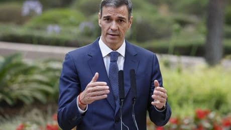 Los socios de Sánchez se agitan