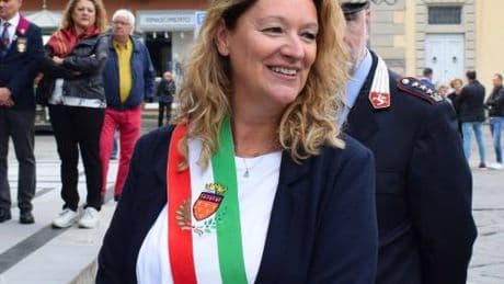 "Eletta coi voti della massoneria". L'accusa della procura nei confronti della sindaca Pd di Prato Bugetti