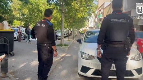 La tragedia de Ian, el niño de 6 años que murió atropellado al cruzar una calle en Usera: nadie le acompañó a buscar su pelota