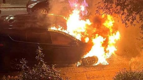 Londres : une voiture et deux propriétés de Keir Starmer visées par des incendies criminels