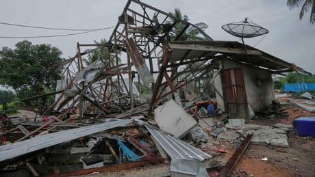 Thai and Cambodian leaders to meet in Malaysia for talks to end hostilities