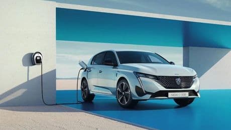 Al 58% de los ciudadanos le gustaría utilizar un coche eléctrico para sus desplazamientos diarios