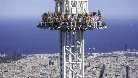 El Tibidabo permitirá a todos los menores de 30 años subir gratis al Merlí, la nueva caída libre del parque