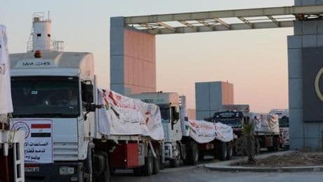 Les premiers convois humanitaires arrivent à Gaza