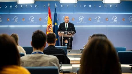 Última hora política, en directo | PP y Vox intentan frenar hoy en el Congreso la reforma del reglamento para regular las credenciales de prensa