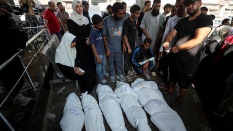 Israel mata a una periodista embarazada y a 9 miembros de su familia, entre ellos a sus cuatro hijos, en un bombardeo