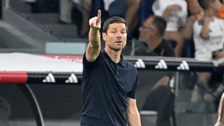 Real siegt zum Auftakt - Mbappé rettet Alonso-Debüt