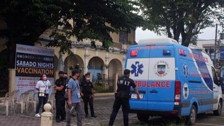 Filipinler'de yolcu otobüsü gişedeki araçlara çarptı: 12 ölü