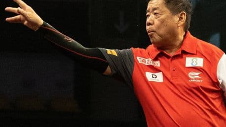 Darts-WM in Frankfurt: Schindler und Pietreczko treffen auf 71-jährigen Paul Lim