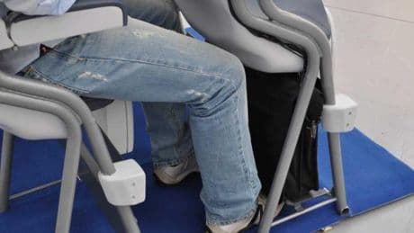 Gibt es bei Ryanair bald tatsächlich Stehplätze?