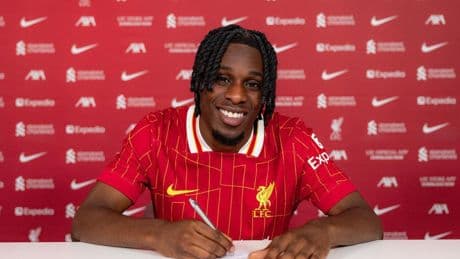 El Liverpool anuncia al recambio de Alexander-Arnold