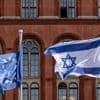 Als „Konsequenz für Kriegsführung“: Linksfraktion in Berlin-Mitte will Israelflagge vor dem Roten Rathaus entfernen