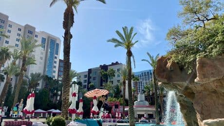 I've been to every hotel on the Las Vegas Strip &mdash; but there are just 5 that I'll always revisit.
