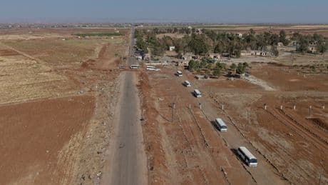 Suriye'nin Süveyda ilinden 26 cenaze ile 360 sivil tahliye edildi