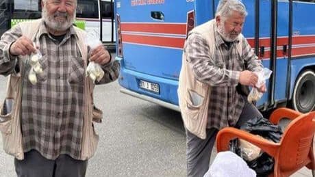70 yaşındaki adamın mesleği şaşkına çevirdi! Her gün çuvalla bozuk para taşıyor