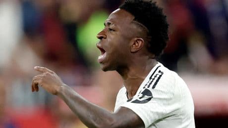 Real Madrid Star Vinicius Jr. Caught In FC Barcelona Fan Confrontation (VIDEO)