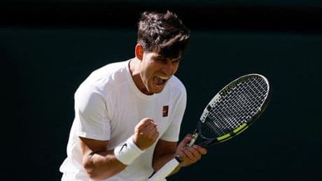 Wimbledon, Fognini sfiora l'impresa: Alcaraz vince al quinto set. L’omaggio dello spagnolo: “Grande partita, potrebbe giocare altri 3 o 4 anni”