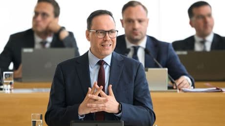 Regierungserklärung im Landtag - Sachsen setzt auf Rüstungsindustrie