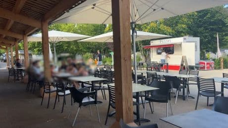 "Hors de question que je parte sans raison": la gérante du restaurant d'un camping à Castellane dénonce des intimidations pour la faire partir