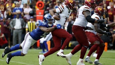 Giants walking delicate line with pass-rushing trio’s playing time