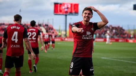 Qué necesita el Mirandés para subir a Primera división: puntos, calendario y rivales en LaLiga Hypermotion